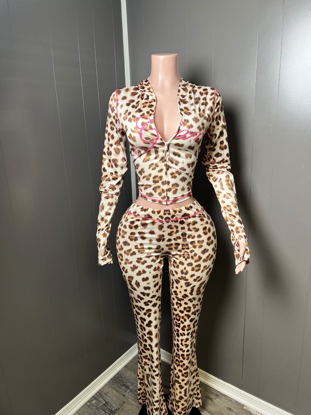 Cheetah print pants set