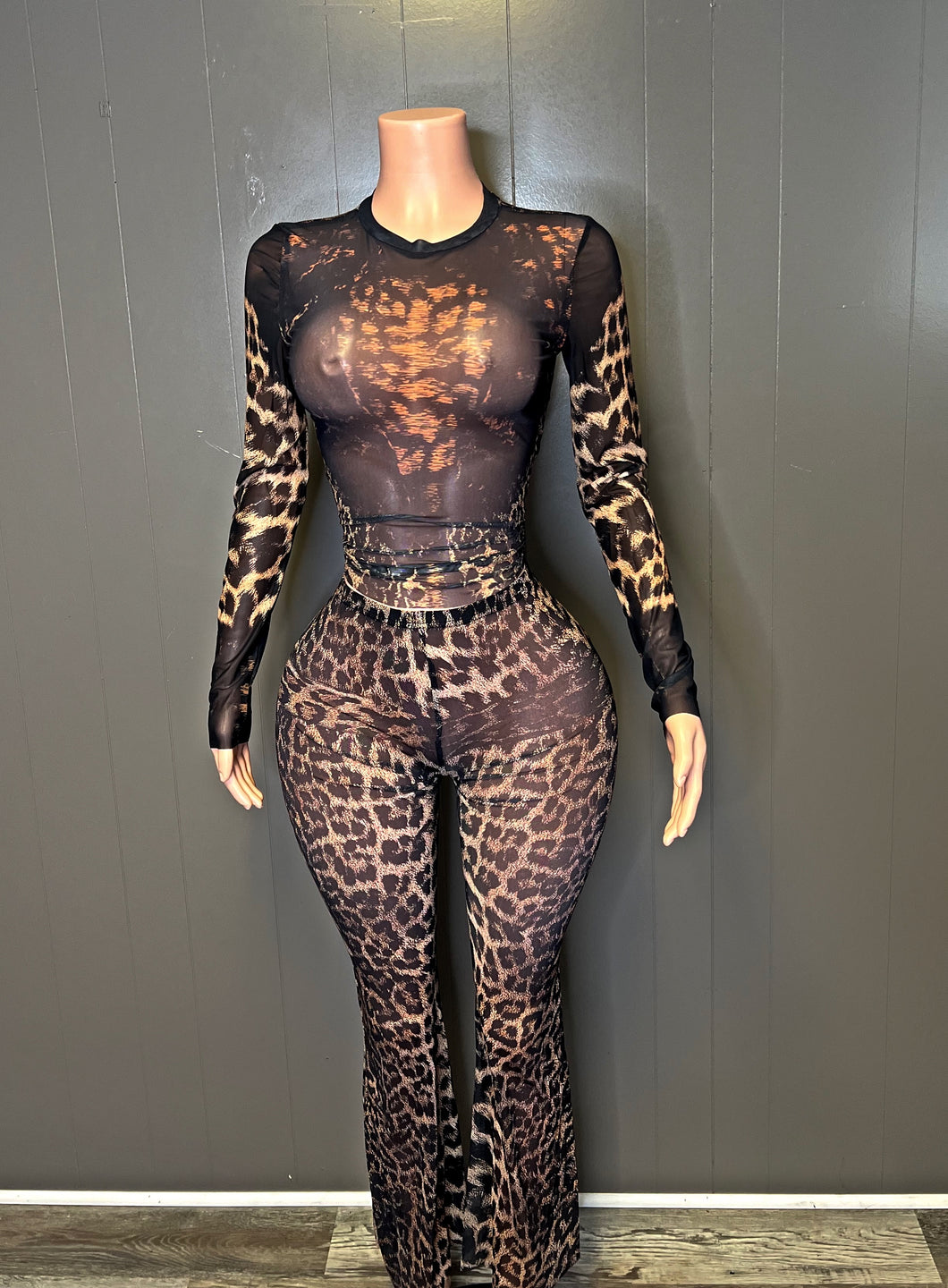 Cheetah two piece set flat leg