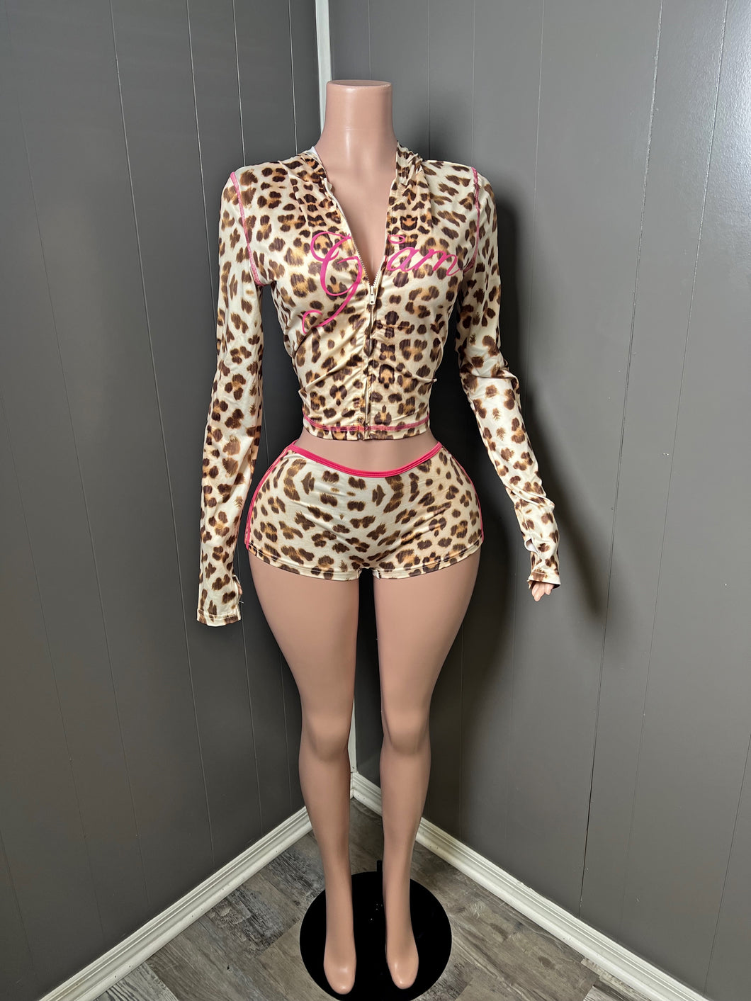 Leopard and pink short set